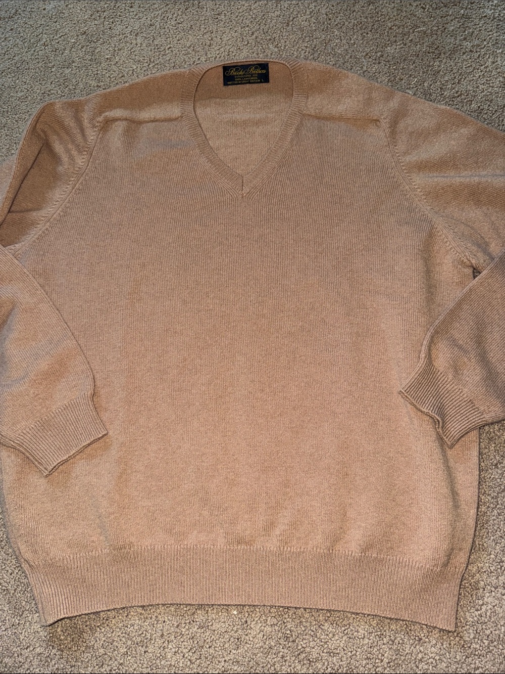 Brooks Brothers Men's V-Neck Lambswool Sweater